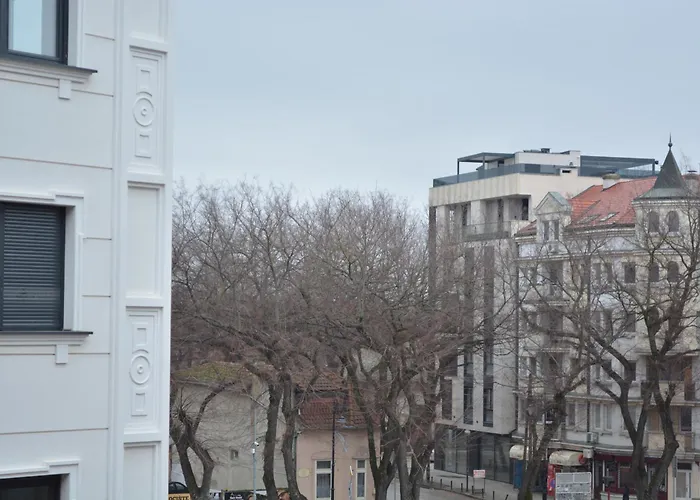 شقة Su سوبوتيتْسا